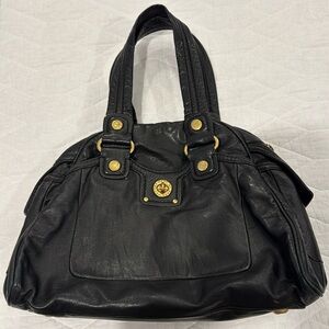 Marc Jacob’s black super soft leather purse